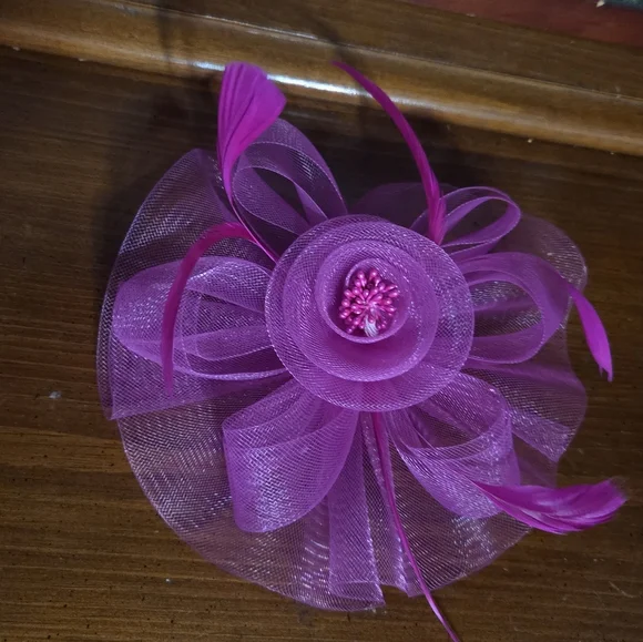 Elegant Fuschia | Pink Fascinator - Picture 3 of 4